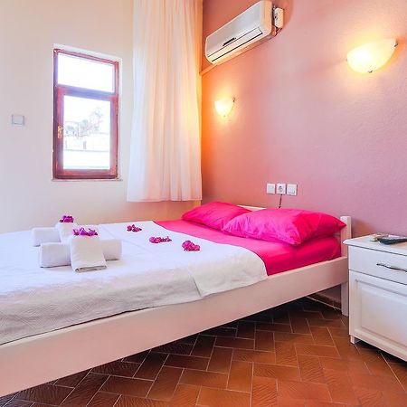 Saray Pansiyon Kaş Exterior foto